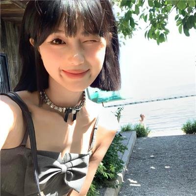 黑磨坊海报