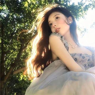 画布情缘海报